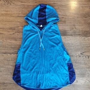 𝅺Under Armour Blue Hooded Tank Mesh Details Small